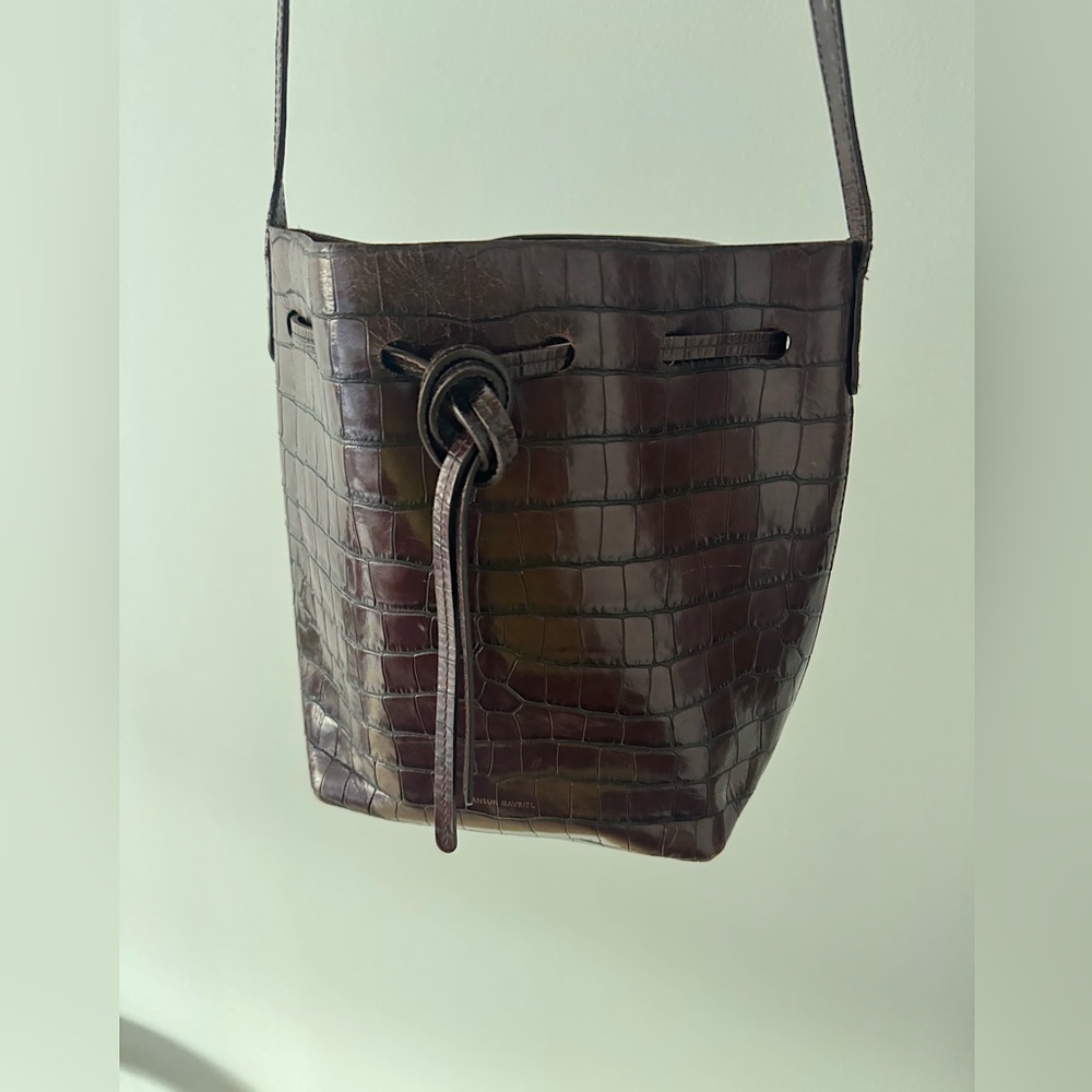 Mansur Gavriel Dark Brown Croc Embossed Leather Bucket Bag (pre owned)